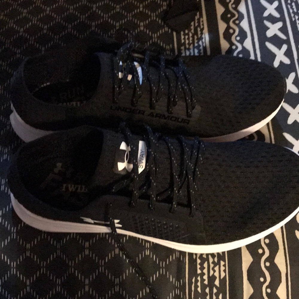 Under armor shoes